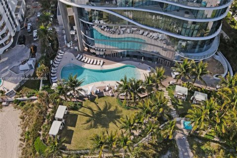 Condominio en venta en Sunny Isles Beach, Florida, 3 dormitorios, 286.14 m2 № 1936551 - foto 28
