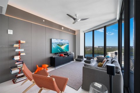 Condominio en venta en Sunny Isles Beach, Florida, 3 dormitorios, 286.14 m2 № 1936551 - foto 19