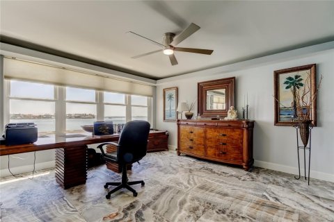 Condominio en venta en Saint Petersburg, Florida, 2 dormitorios, 157.93 m2 № 2228315 - foto 26