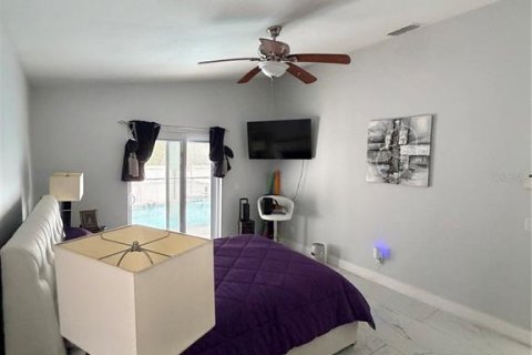 Villa ou maison à vendre à Kissimmee, Floride: 4 chambres, 171.03 m2 № 2227256 - photo 14