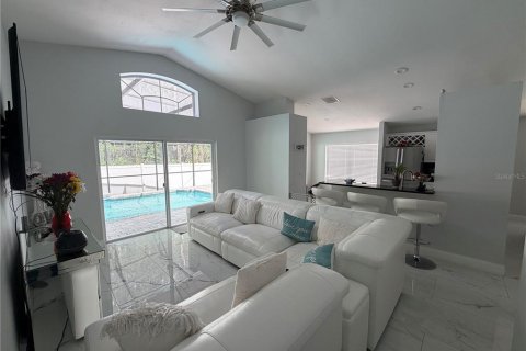 Villa ou maison à vendre à Kissimmee, Floride: 4 chambres, 171.03 m2 № 2227256 - photo 6