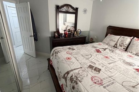 Villa ou maison à vendre à Kissimmee, Floride: 4 chambres, 171.03 m2 № 2227256 - photo 30