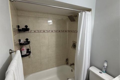 Villa ou maison à vendre à Kissimmee, Floride: 4 chambres, 171.03 m2 № 2227256 - photo 26