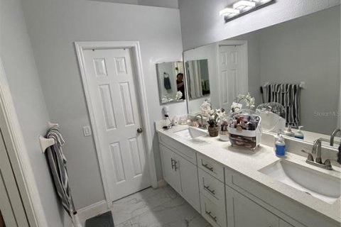 Villa ou maison à vendre à Kissimmee, Floride: 4 chambres, 171.03 m2 № 2227256 - photo 18