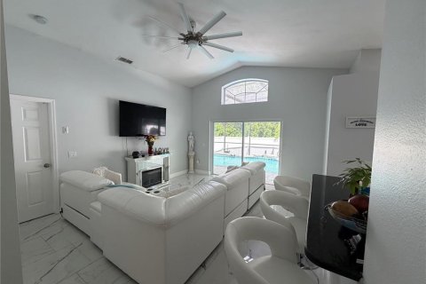 Villa ou maison à vendre à Kissimmee, Floride: 4 chambres, 171.03 m2 № 2227256 - photo 8
