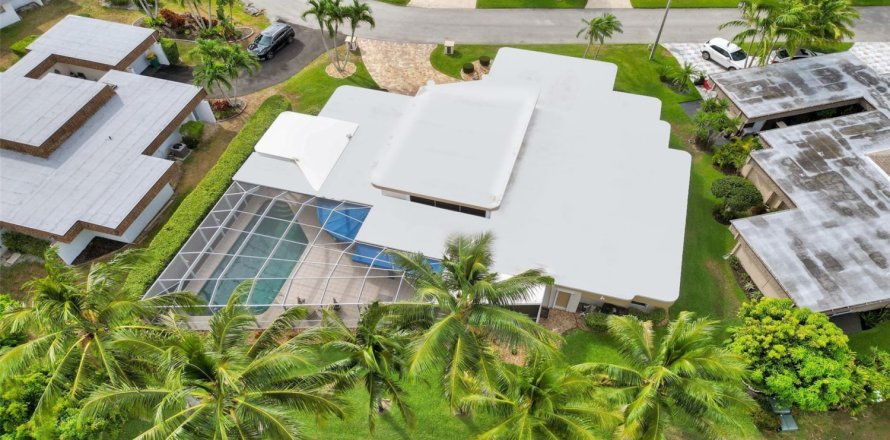 Villa ou maison à Tamarac, Floride 3 chambres, 324.88 m2 № 1216168