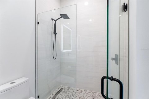Купить виллу или дом в Порт-Шарлотт, Флорида 7 комнат, 192.4м2, № 2318863 - фото 30
