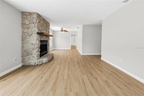 Villa ou maison à vendre à Lakeland, Floride: 3 chambres, 155.8 m2 № 2407115 - photo 2