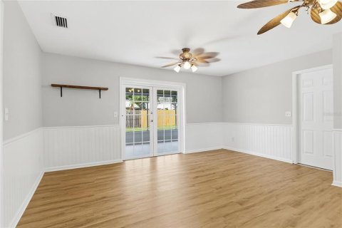 Villa ou maison à vendre à Lakeland, Floride: 3 chambres, 155.8 m2 № 2407115 - photo 4