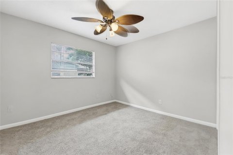 Villa ou maison à vendre à Lakeland, Floride: 3 chambres, 155.8 m2 № 2407115 - photo 11