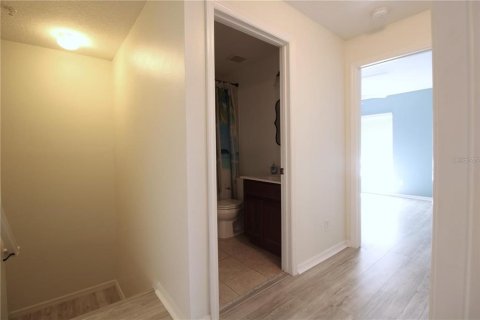 Снять в аренду таунхаус в Орландо, Флорида 3 спальни, 128.76м2, № 1647805 - фото 30