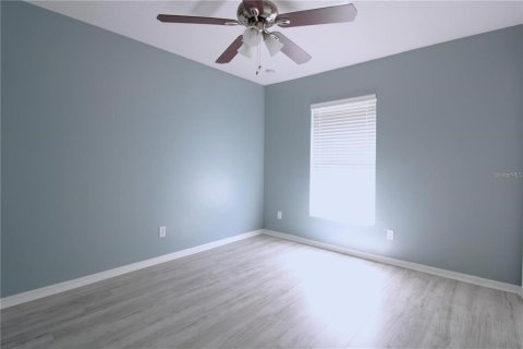 Снять в аренду таунхаус в Орландо, Флорида 3 спальни, 128.76м2, № 1647805 - фото 17