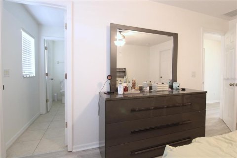 Снять в аренду таунхаус в Орландо, Флорида 3 спальни, 128.76м2, № 1647805 - фото 25