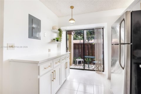Touwnhouse à vendre à Coconut Creek, Floride: 2 chambres, 124.77 m2 № 2089066 - photo 20