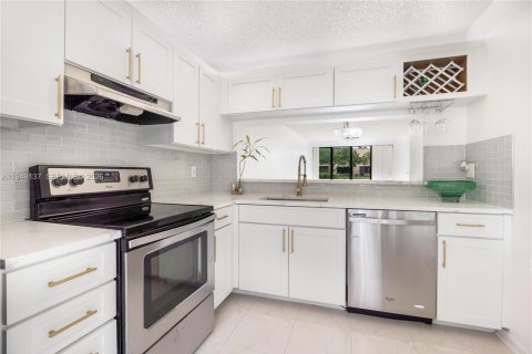 Touwnhouse à Coconut Creek, Floride 2 chambres, 124.77 m2 № 2089066