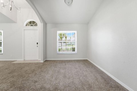 House in Port St. Lucie, Florida 3 bedrooms, 165.37 sq.m. № 2083279 - photo 5