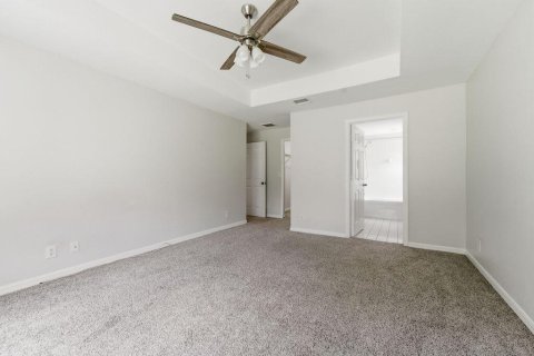 House in Port St. Lucie, Florida 3 bedrooms, 165.37 sq.m. № 2083279 - photo 22