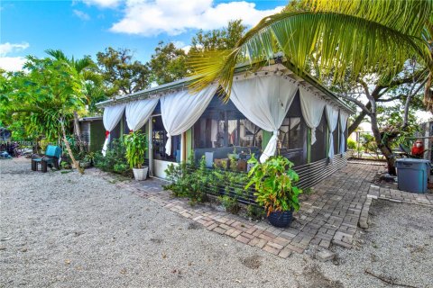 Commercial property in Miami, Florida 200.67 sq.m. № 1714080 - photo 30