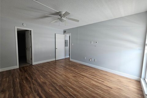 Copropriété à vendre à Clearwater, Floride: 2 chambres, 110.09 m2 № 2197469 - photo 16