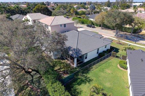 Casa en venta en Coral Springs, Florida, 5 dormitorios, 239.41 m2 № 2030579 - foto 29