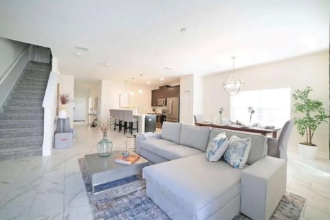 Adosado en alquiler en Kissimmee, Florida, 5 dormitorios, 201.41 m2 № 1879416 - foto 7