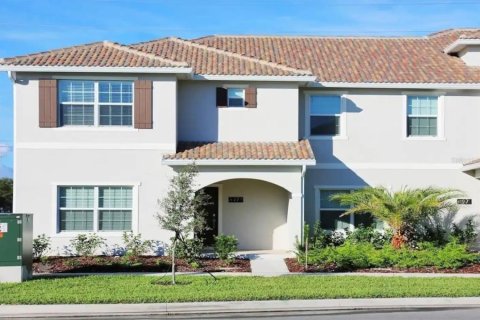 Adosado en alquiler en Kissimmee, Florida, 5 dormitorios, 201.41 m2 № 1879416 - foto 1
