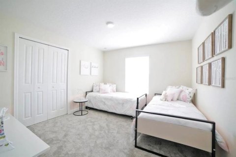 Adosado en alquiler en Kissimmee, Florida, 5 dormitorios, 201.41 m2 № 1879416 - foto 9