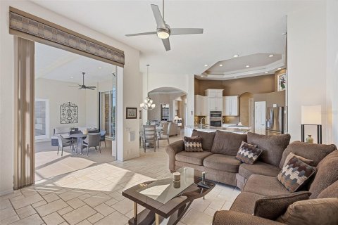 Villa ou maison à vendre à University Park, Floride: 3 chambres, 311.78 m2 № 2418397 - photo 18