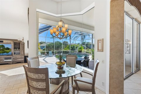 Villa ou maison à vendre à University Park, Floride: 3 chambres, 311.78 m2 № 2418397 - photo 28