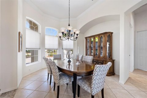 Villa ou maison à vendre à University Park, Floride: 3 chambres, 311.78 m2 № 2418397 - photo 12