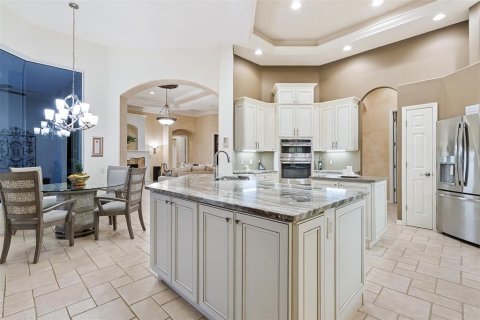Villa ou maison à vendre à University Park, Floride: 3 chambres, 311.78 m2 № 2418397 - photo 22
