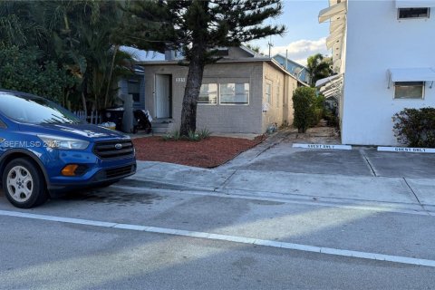 Villa ou maison à Lake Worth, Floride 3 chambres, 180.97 m2 № 1996405