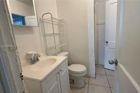 Villa ou maison à louer à Lake Worth, Floride: 3 chambres, 180.97 m2 № 1996405 - photo 12