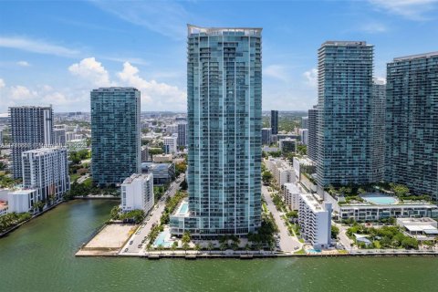 Condominio en venta en Miami, Florida, 2 dormitorios, 98.48 m2 № 2021445 - foto 26