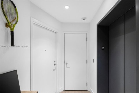 Condominio en venta en Miami, Florida, 2 dormitorios, 98.48 m2 № 2021445 - foto 9
