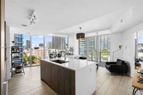 Condominio en venta en Miami, Florida, 2 dormitorios, 98.48 m2 № 2021445 - foto 3