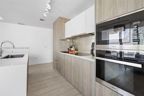 Condominio en venta en Miami, Florida, 2 dormitorios, 98.48 m2 № 2021445 - foto 11