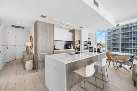 Condominio en venta en Miami, Florida, 2 dormitorios, 98.48 m2 № 2021445 - foto 4