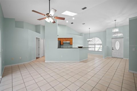 Villa ou maison à vendre à Palm Bay, Floride: 3 chambres, 149.67 m2 № 2289777 - photo 12