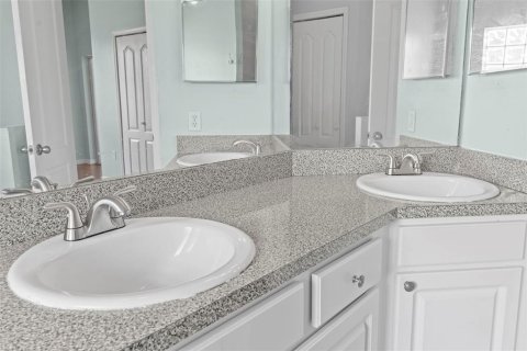 Villa ou maison à vendre à Palm Bay, Floride: 3 chambres, 149.67 m2 № 2289777 - photo 21