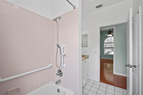 Villa ou maison à vendre à Palm Bay, Floride: 3 chambres, 149.67 m2 № 2289777 - photo 28