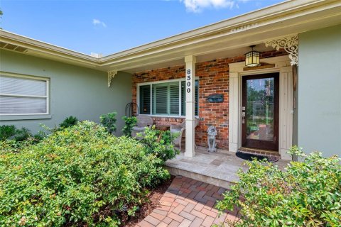 House in Saint Petersburg, Florida 4 bedrooms, 227.7 sq.m. № 1679495 - photo 14