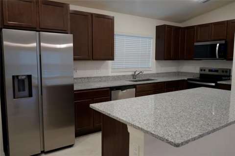 House in Lake Wales, Florida 3 bedrooms, 140.38 sq.m. № 1871105 - photo 8