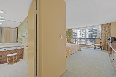 Condo in Fort Lauderdale, Florida, 2 bedrooms  № 2406116 - photo 19