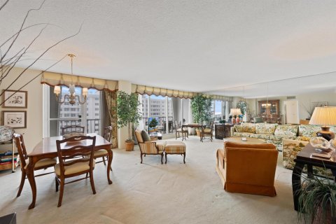 Condo in Fort Lauderdale, Florida, 2 bedrooms  № 2406116 - photo 13