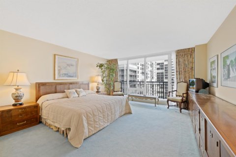Condo in Fort Lauderdale, Florida, 2 bedrooms  № 2406116 - photo 18