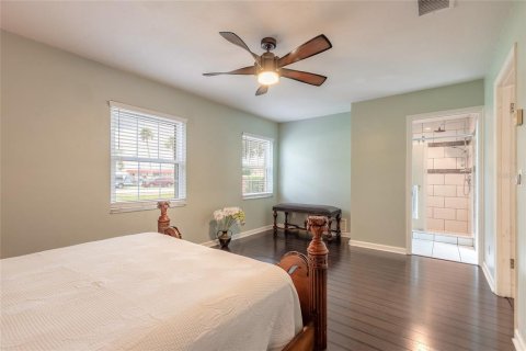 House in Daytona Beach, Florida 4 bedrooms, 225.47 sq.m. № 1786204 - photo 26
