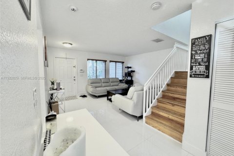 Villa ou maison à vendre à Davie, Floride: 4 chambres, 175.21 m2 № 1976611 - photo 8