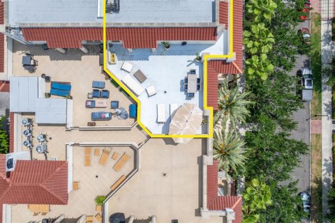 Condo in Tampa, Florida, 4 bedrooms  № 1787803 - photo 3