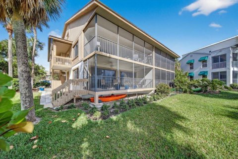 Copropriété à vendre à Hutchinson Island South, Floride: 2 chambres, 136.75 m2 № 2087600 - photo 18
